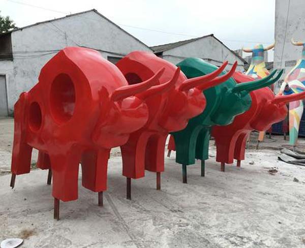 阜陽雕塑公司的制作中的現(xiàn)代科技與傳統(tǒng)工藝融合